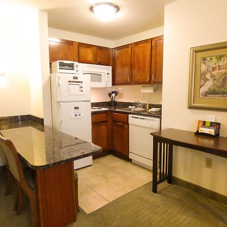Staybridge Suites Detroit-Novi By Ihg Buitenkant foto