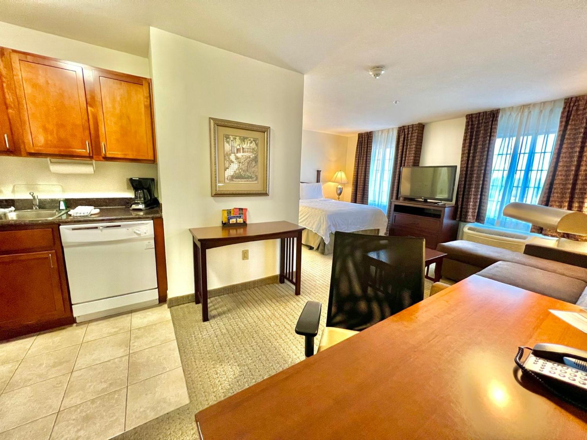 Staybridge Suites Detroit-Novi By Ihg Buitenkant foto