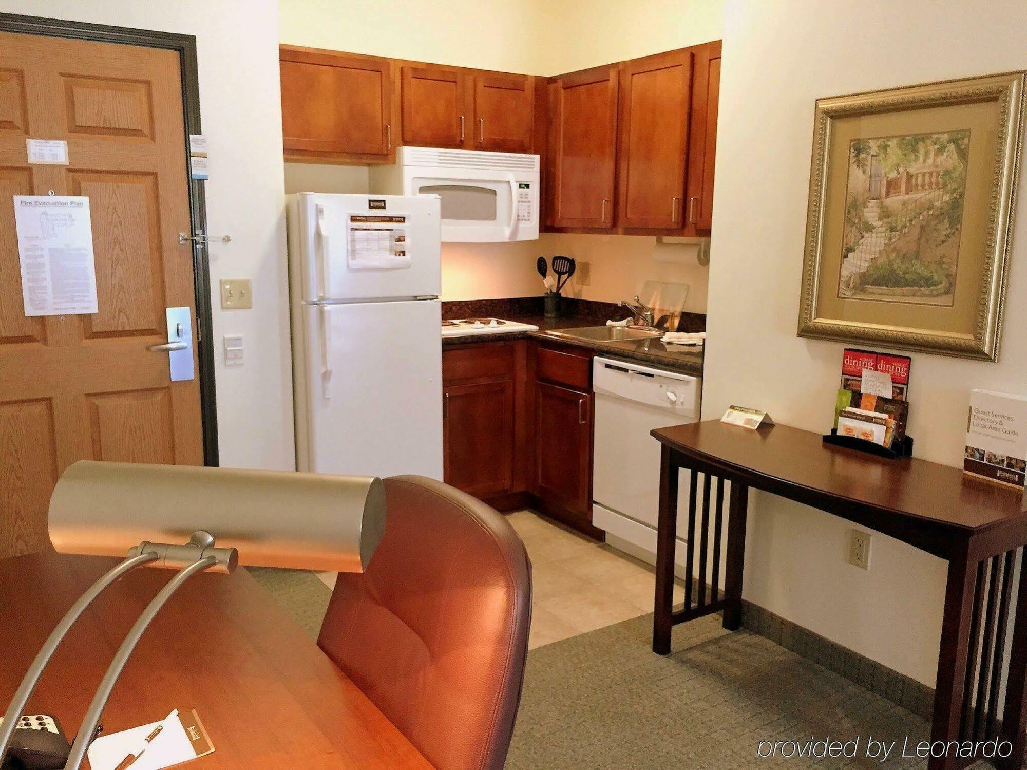 Staybridge Suites Detroit-Novi By Ihg Buitenkant foto